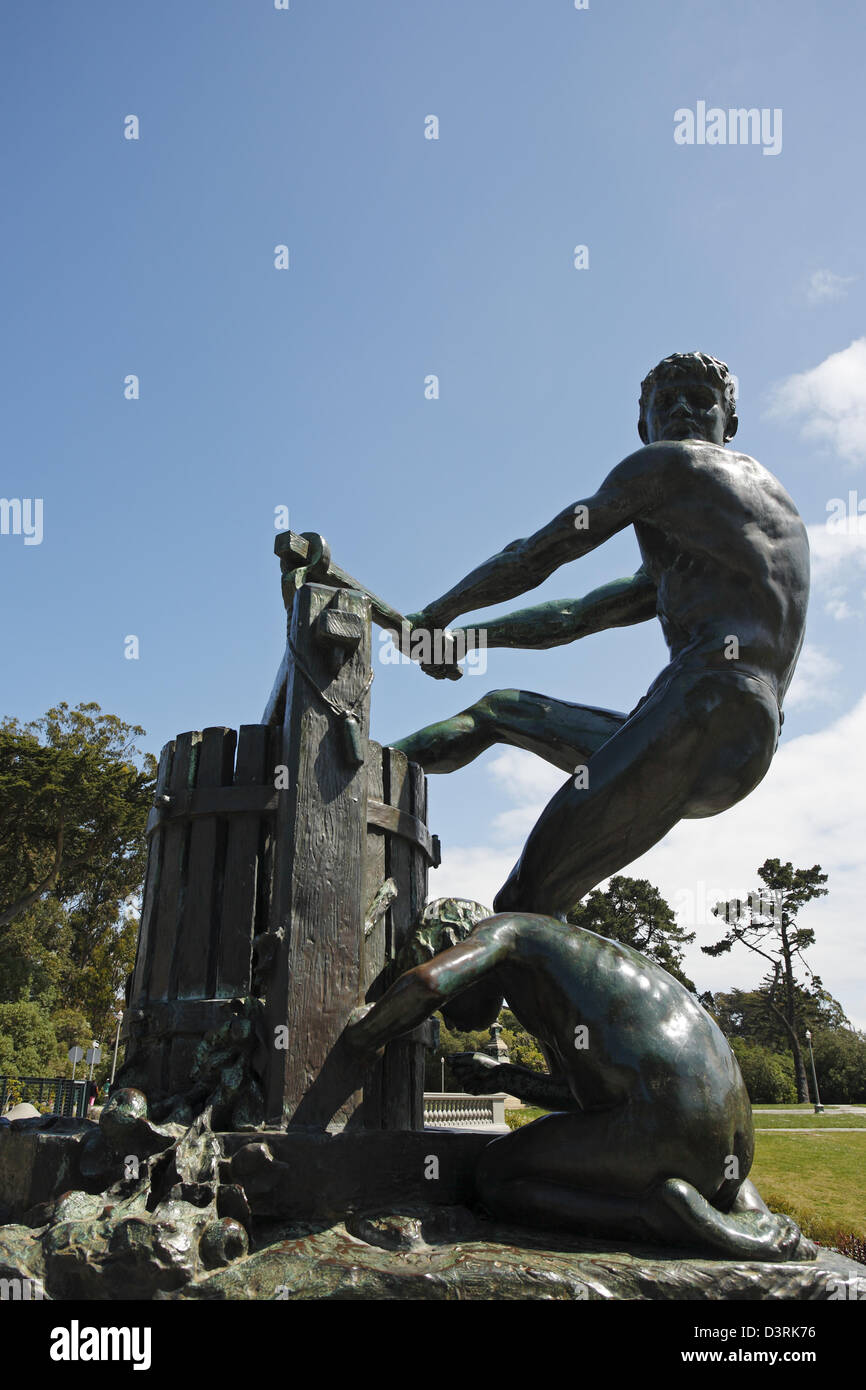 Apple Cider Press statue par Thomas Shields Clarke devant le Musée de Young, San Francisco, Californie Banque D'Images