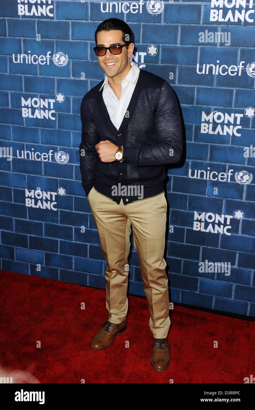 Jesse Metcalfe au niveau des arrivées pour le 2nd Annual Pre-Oscar célèbre brunch Montblanc Signature pour bonne Collection avec l'UNICEF, l'établissement Hotel Bel-Air, Los Angeles, CA, le 23 février 2013. Photo par : Sara Cozolino/Everett Collection/Alamy Live News Banque D'Images