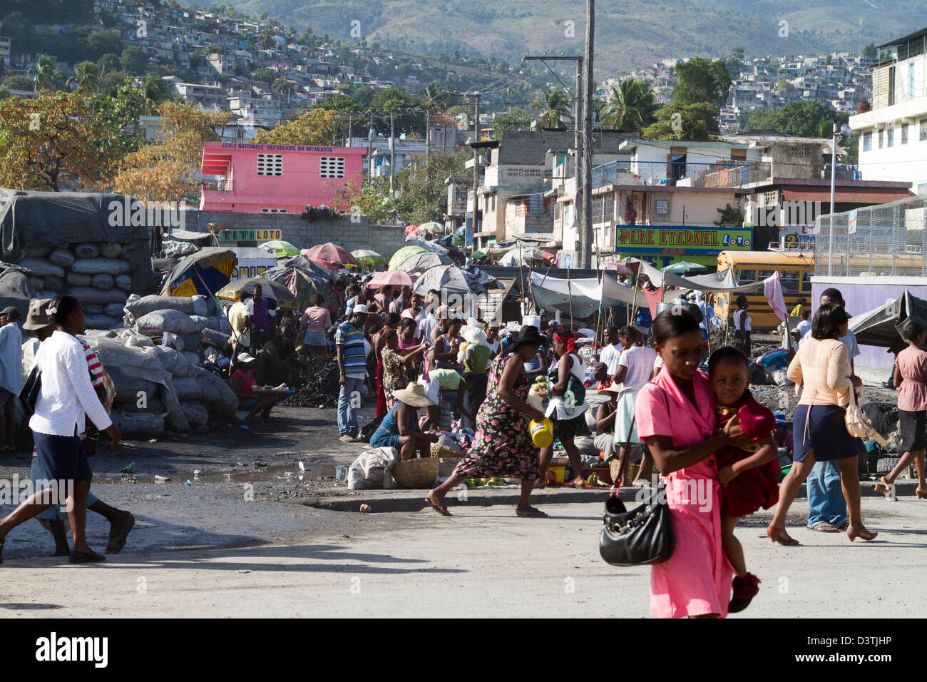 Un marché à Port-au-Prince, Haïti Photo Stock - Alamy