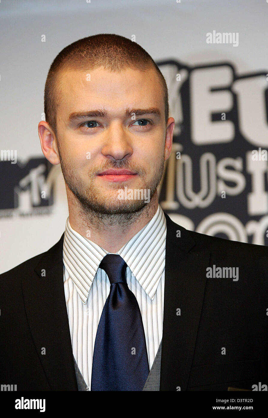Justin Timberlake pose sur le tapis rouge au Centre Bella pendant les MTV  Europe Music Awards 2006 à Copenhague, Danemark, 02 novembre 2006.  Timberlake a présenté l'événement et a également remporté deux