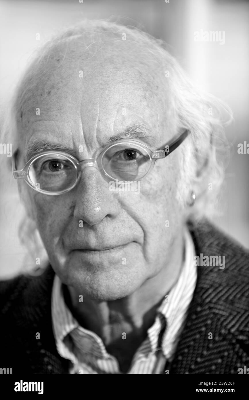 Roger McGough, portrait 2012 Banque D'Images