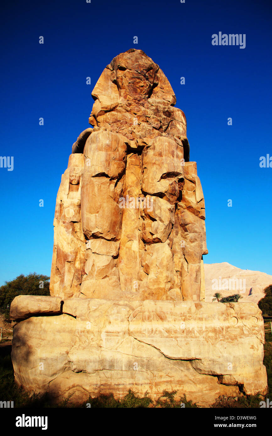 Colosses de Memnon, Luxor, Egypte Banque D'Images