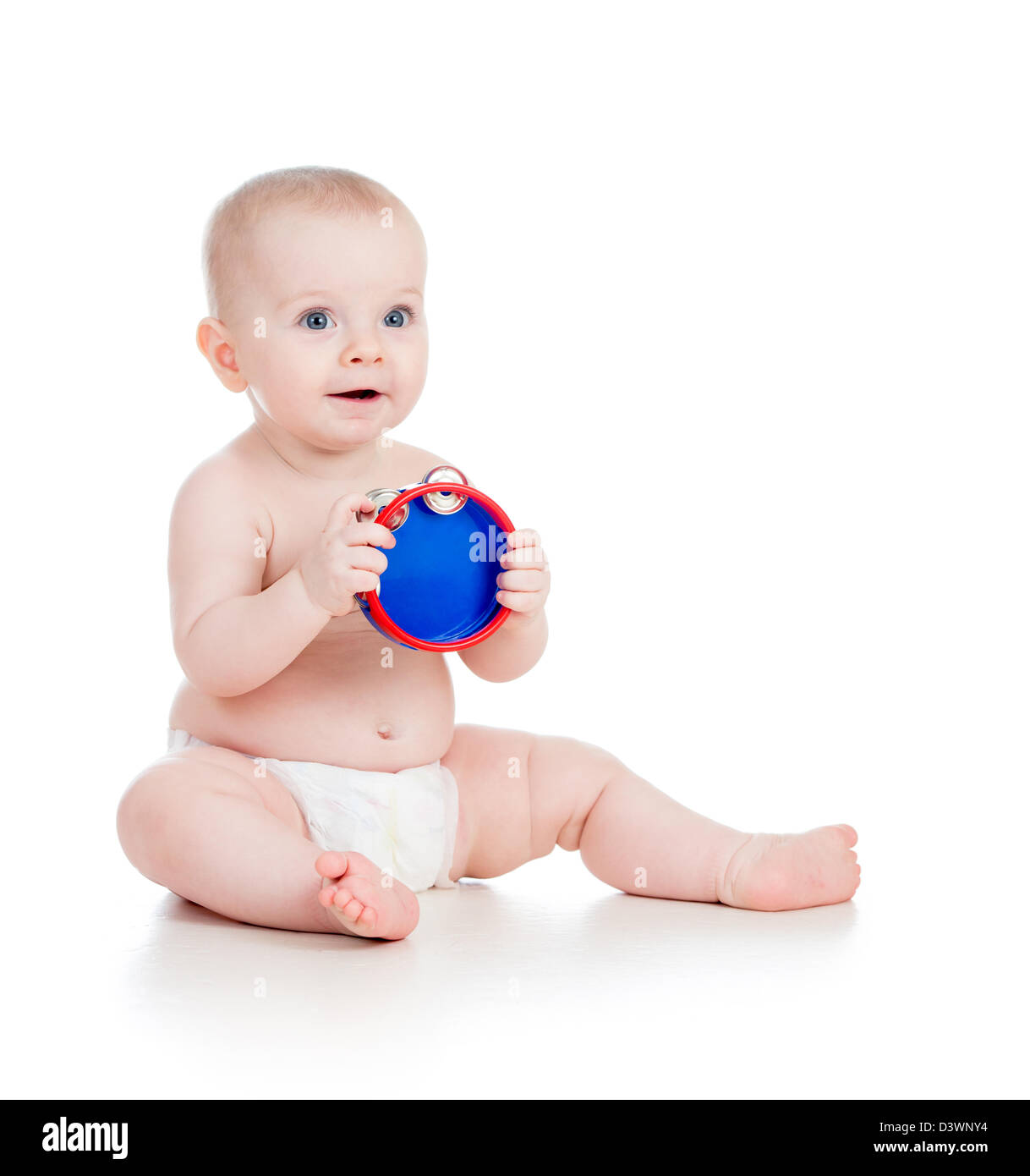 Bébé jouant avec encore de jouet. Isolé sur fond blanc Banque D'Images