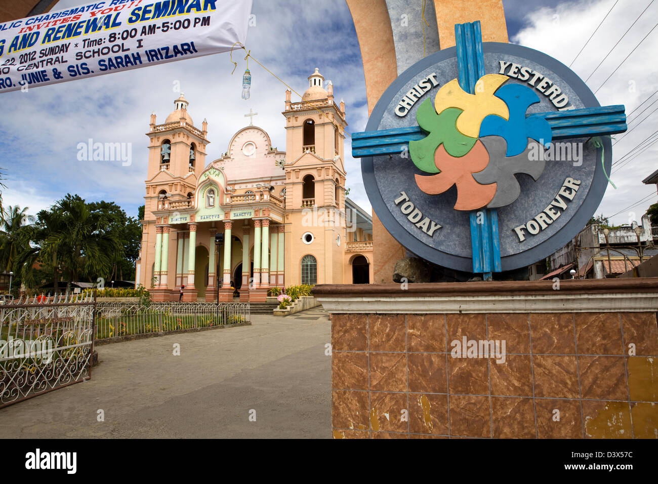 De l'Archidiocèse catholique de culte de San Vicente Ferrer à Bogo Ville, île de Cebu, Philippines. Banque D'Images