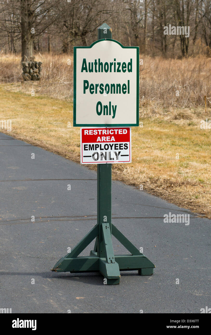 Restricted area sign personnel autorisé seulement. Banque D'Images