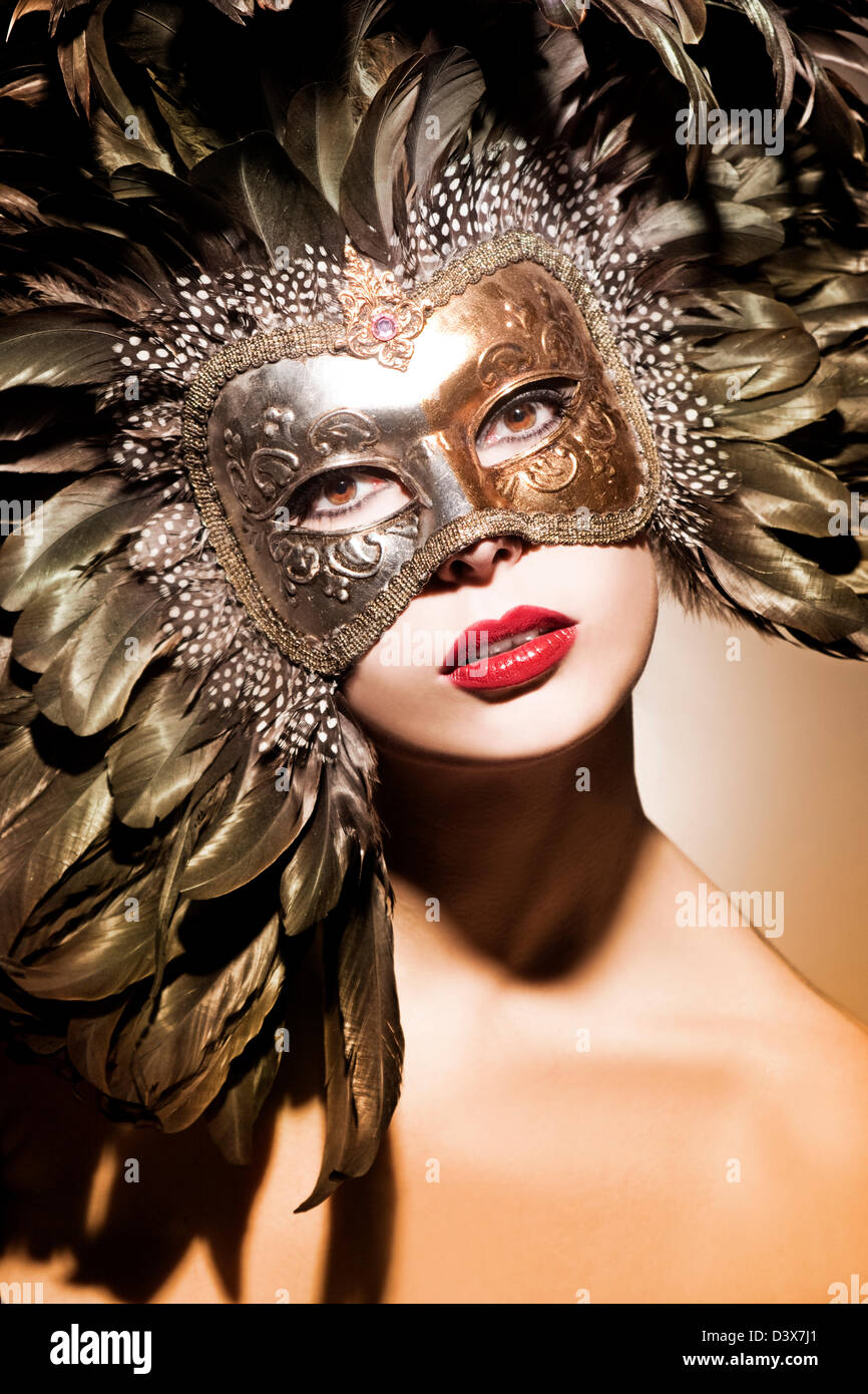 Belle femme avec masque de Venise Banque D'Images