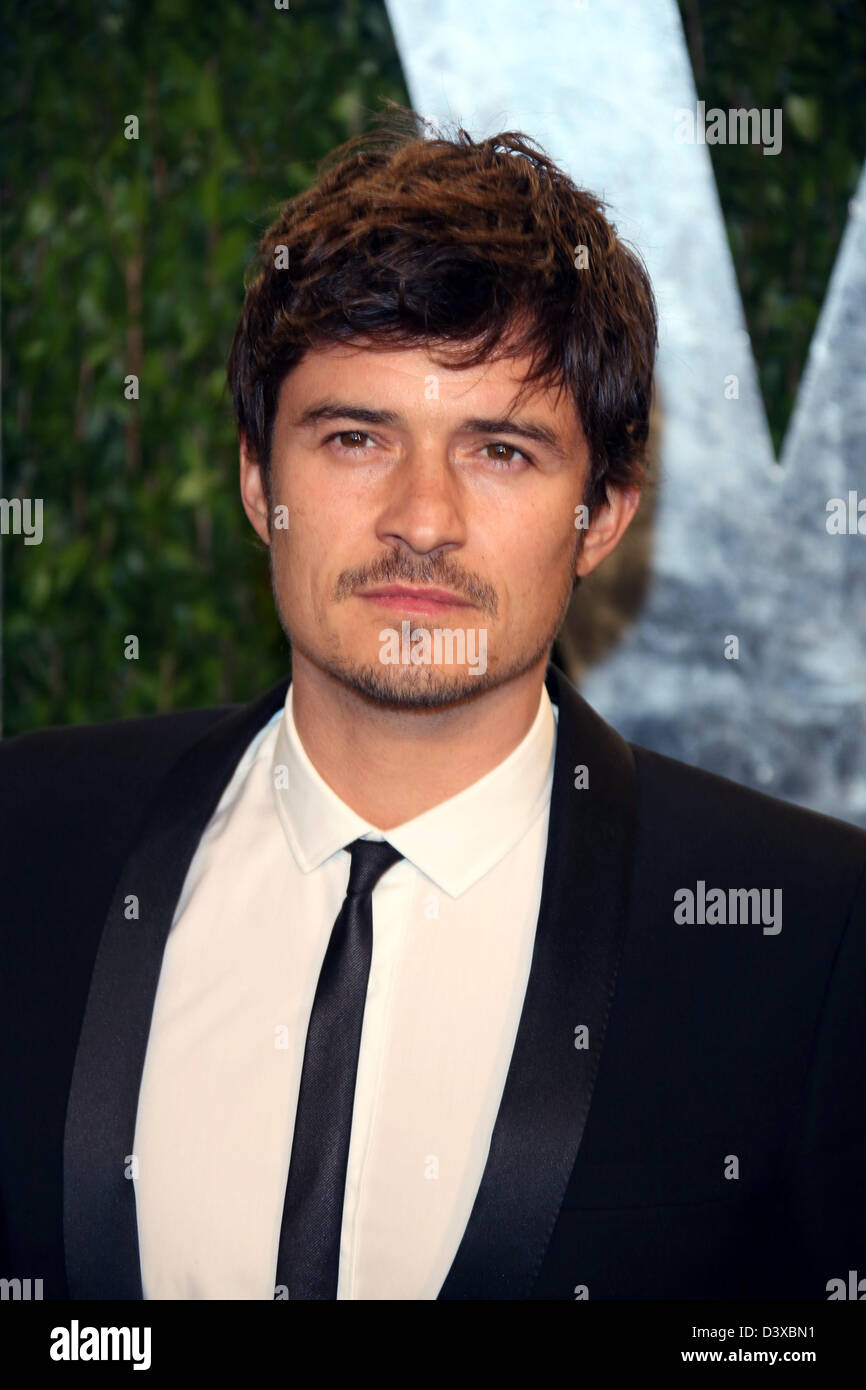 Los Angeles, USA. 24 février 2013. NewsBritish acteur Orlando Bloom arrive pour le Vanity Fair Oscar Party Tour au coucher du soleil à West Hollywood, Los Angeles, USA, 24 février 2013. Photo : Hubert Boesl/dpa/Alamy Live News Banque D'Images