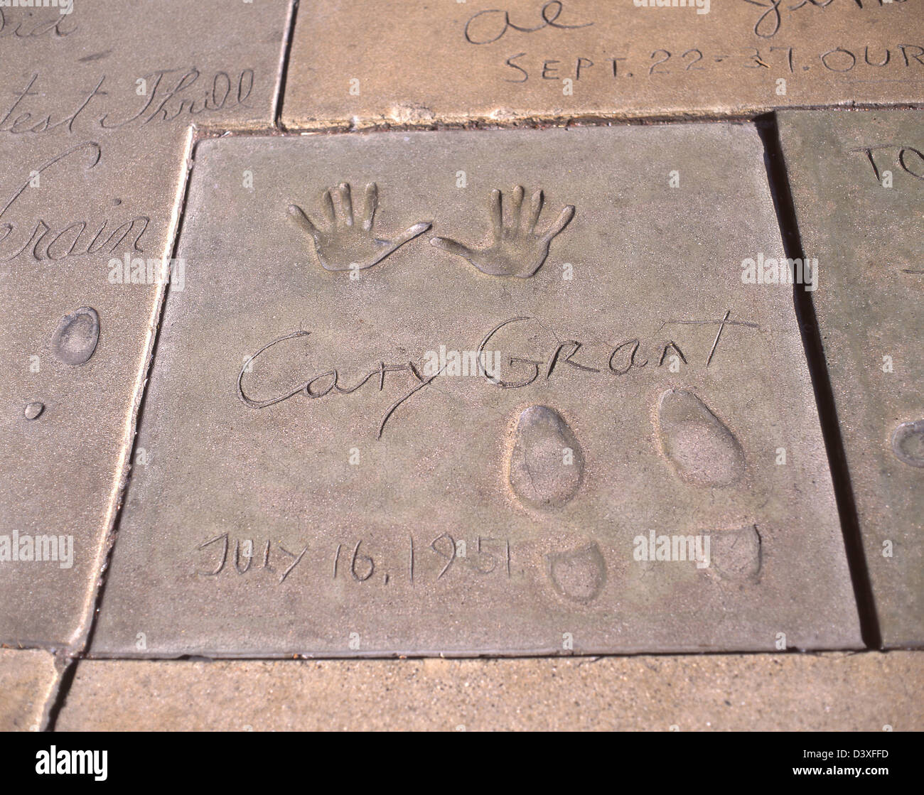 Cary Grant's imprime à Théâtre chinois de Grauman, Hollywood Boulevard, Hollywood, Los Angeles, Californie, États-Unis d'Amérique Banque D'Images