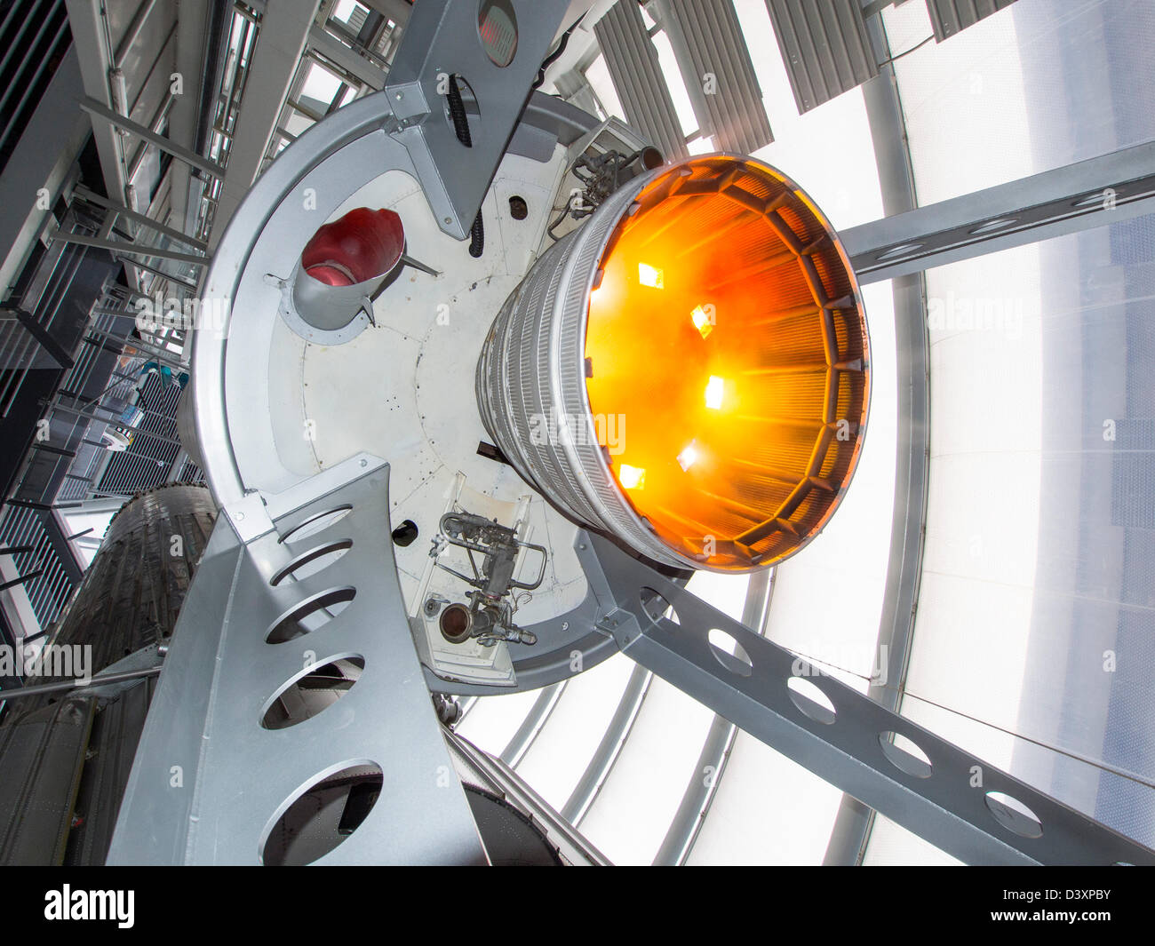 Une fusée Blue Streak au National Space Centre de Leicester, UK. Banque D'Images