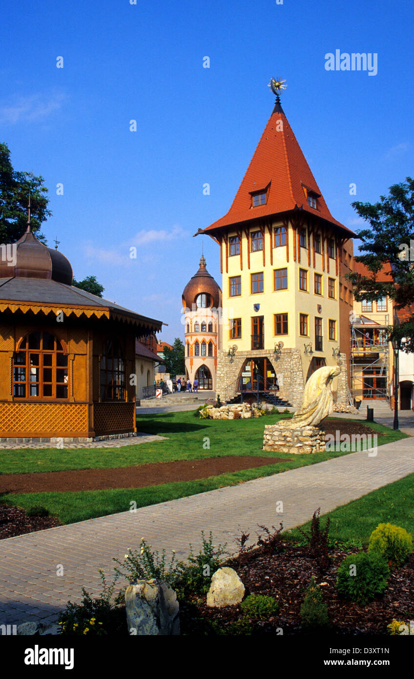 La place de la ville 'Nadvorie Europy" (Cour intérieure de l'Europe) à Komarno, en Slovaquie. Banque D'Images