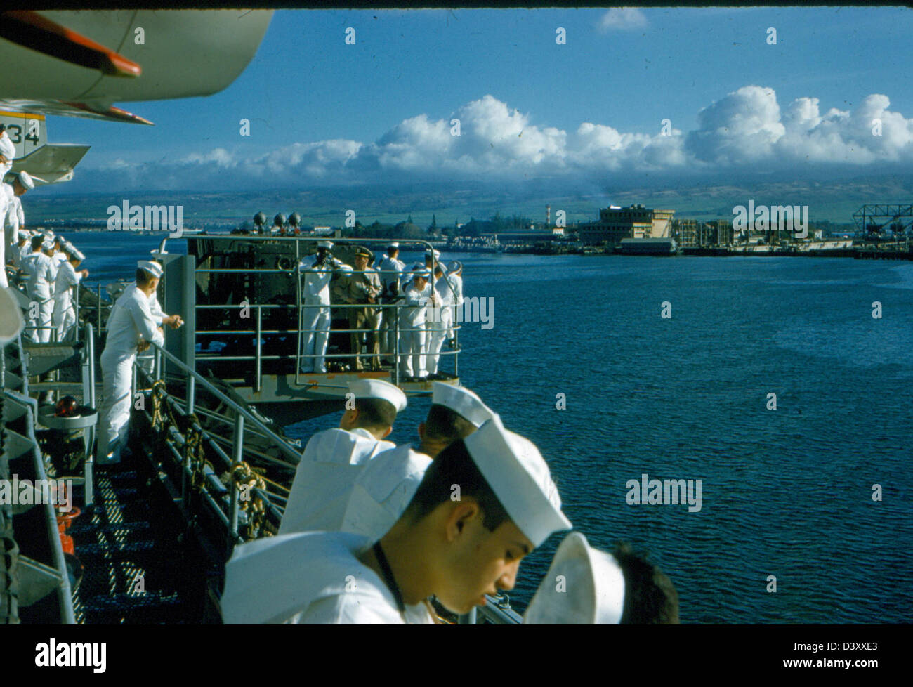L'USS Kearsarge (CVA-33), un porte-avions de l'U.S. Navy, avec VF-53, un escadron de chasse, pendant son service. Banque D'Images