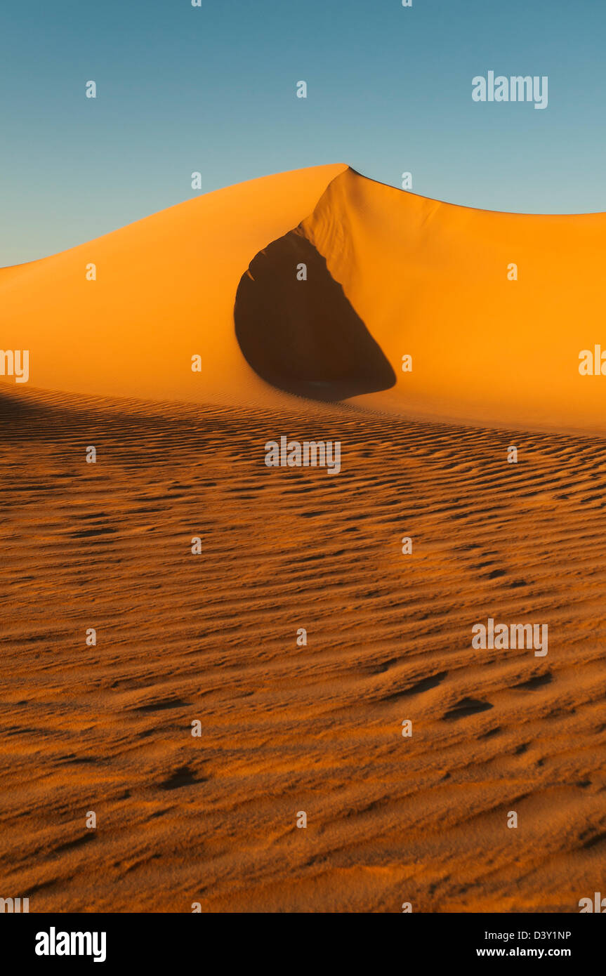 Ghorabi les dunes de sable, les oasis de Bahariya, désert de l'Ouest, l'Egypte Banque D'Images