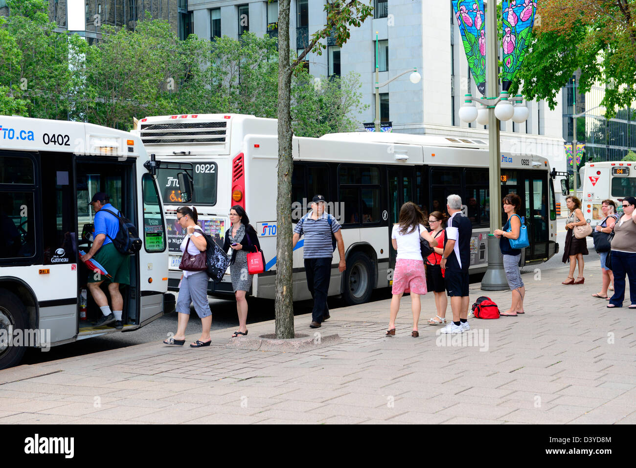 Transport d'autobus public centre-ville d'Ottawa Ontario Canada Capitale nationale Banque D'Images
