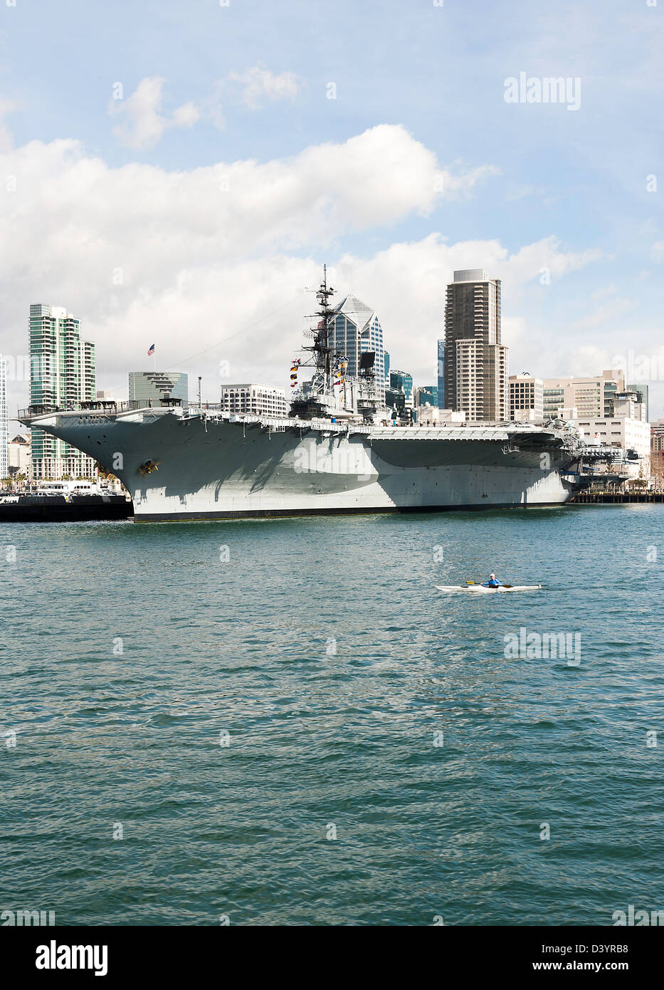 Les retraités de la marine des États-Unis d'Amérique porte-avions USS Midway maintenant un musée amarré à San Diego California USA Banque D'Images