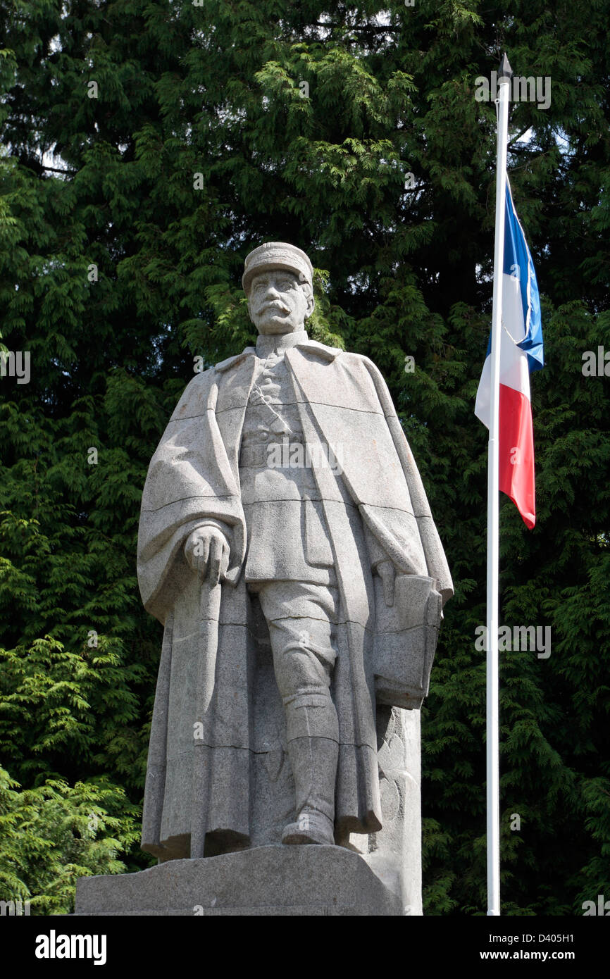 Statue de foch Banque de photographies et d’images à haute résolution