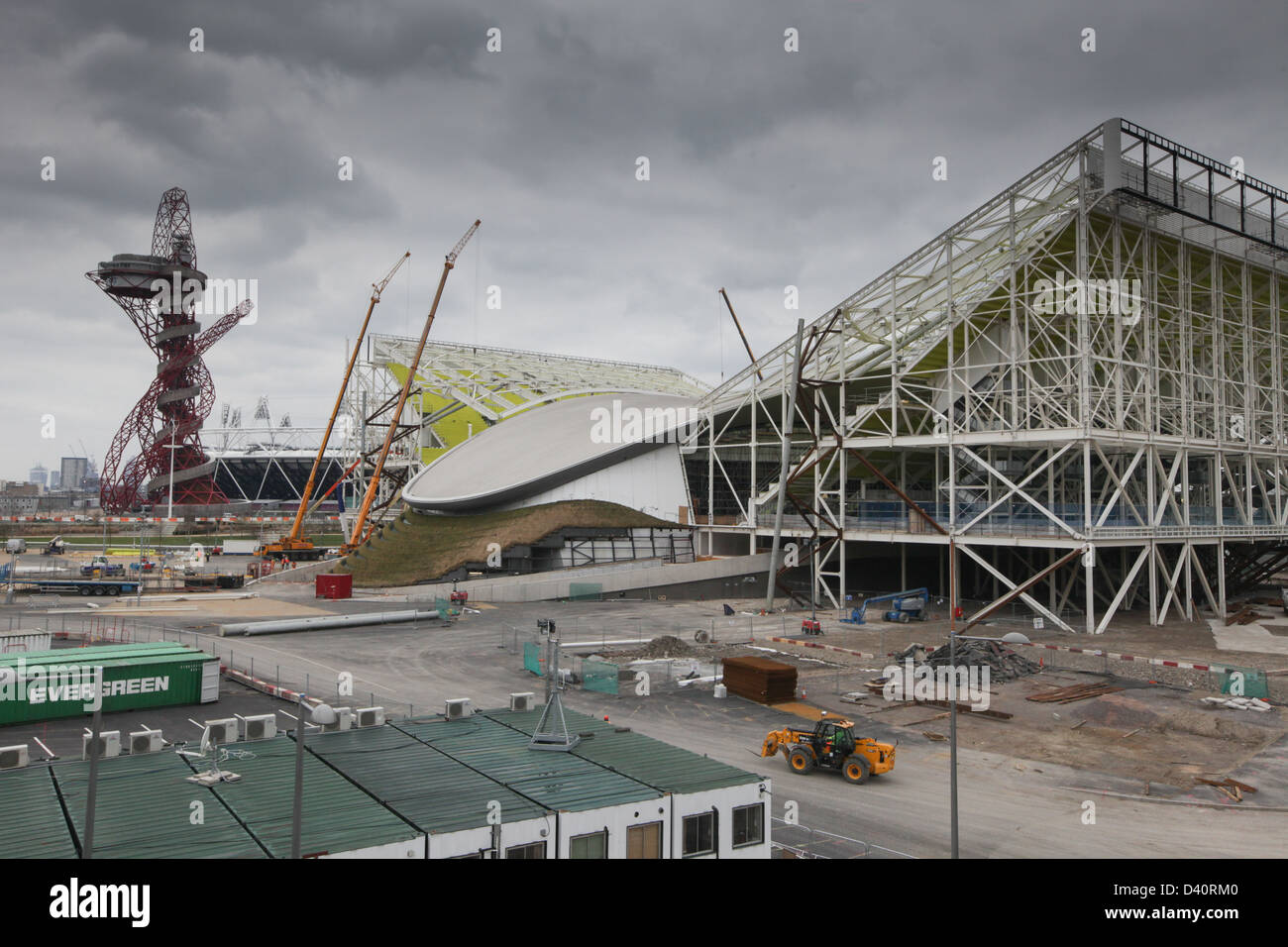 La régénération du parc olympique de Londres.Le Centre aquatique EN COURS DE RECONSTRUCTION. Banque D'Images