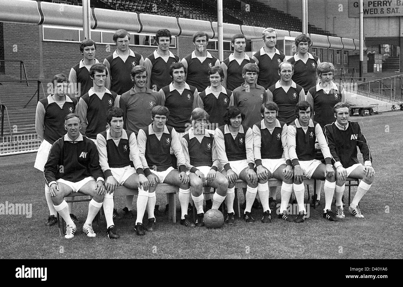Équipe de football Aston Villa 1970 équipe David Rudge, Barry Lynch, Charles Aitken, George Curtis, Keith Bradley, David Simmons, Brian Godfrey. (Centre/G-D) Lionel Martin, Fred Turnbull, John Dunn, Lawson Chatterley, Brian Rowan, John Phillips, Andy Lochhead, Neil Rioch, (Front/G-D) Ron Wylie, Patrick McMahon, John Wright, Ian Hamilton, Willie Anderson, Bruce Rioch, Brian Tiler, Vic Crowe Banque D'Images