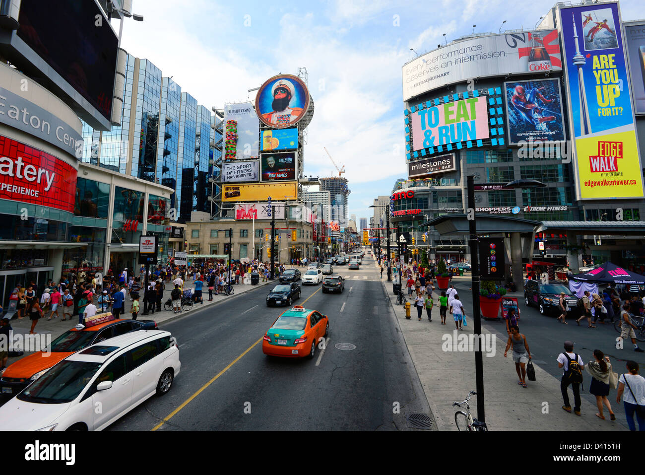 Dundas Yonge Toronto Ontario Canada Square Shopping district downtown