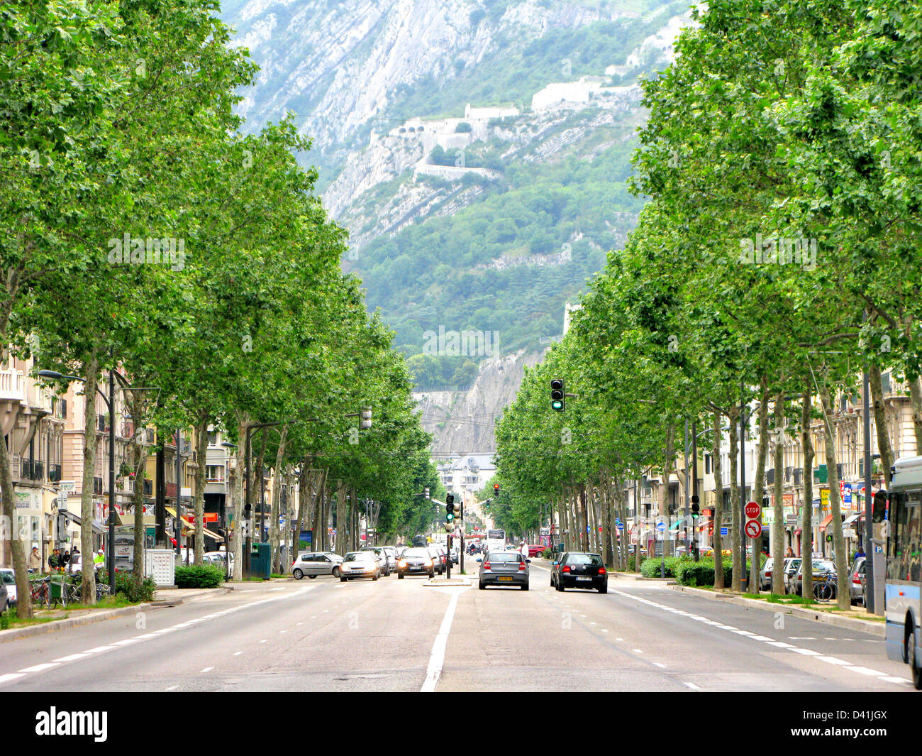 Cours Jean Jaures Grenoble France Photo Stock - Alamy