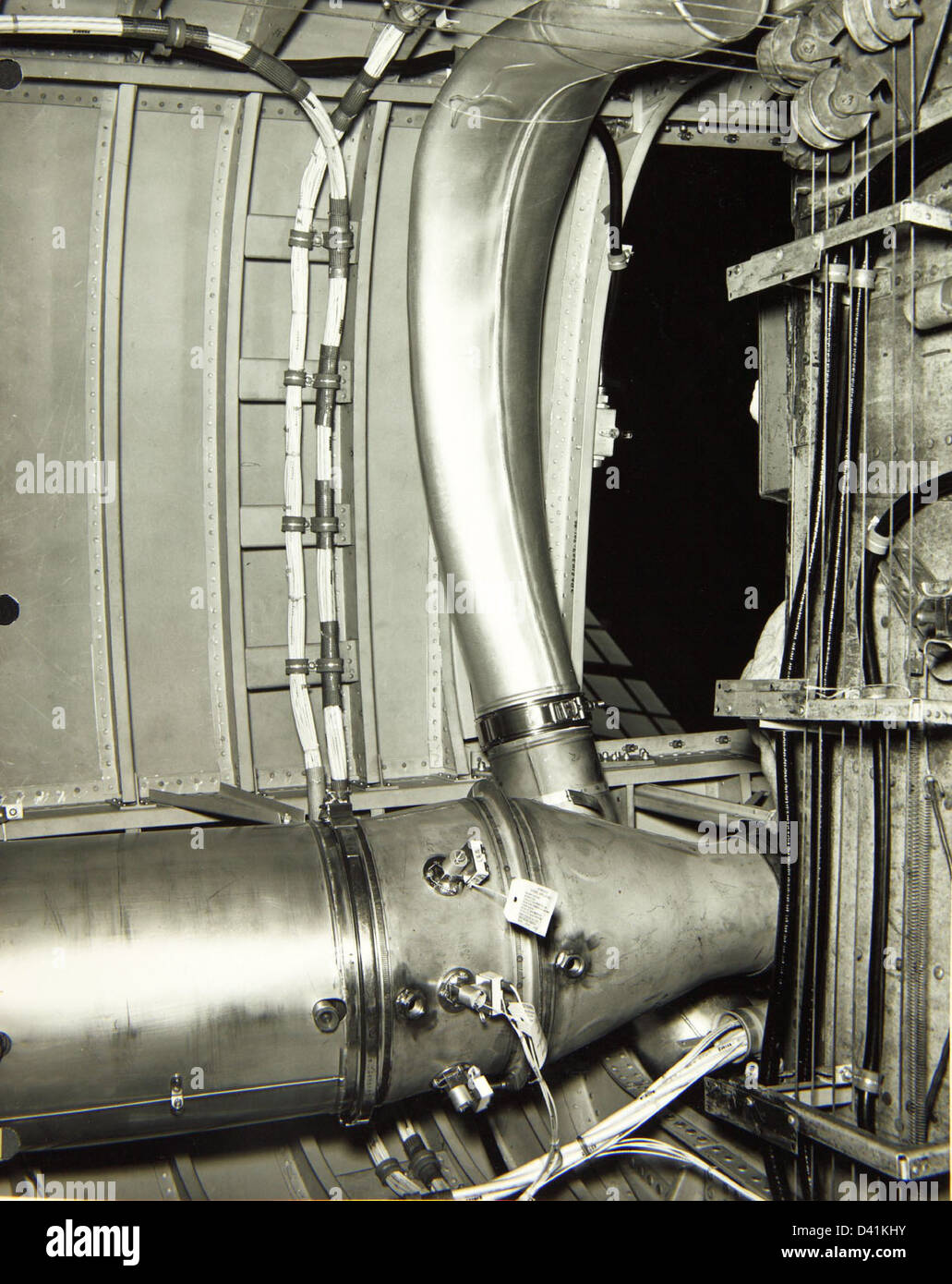 Le Convair 580 est un avion de ligne à turbopropulseur développé dans les années 1950 Il s'agissait d'une conversion du Convair 440, utilisé principalement pour le transport régional de passagers et les opérations de fret. Banque D'Images