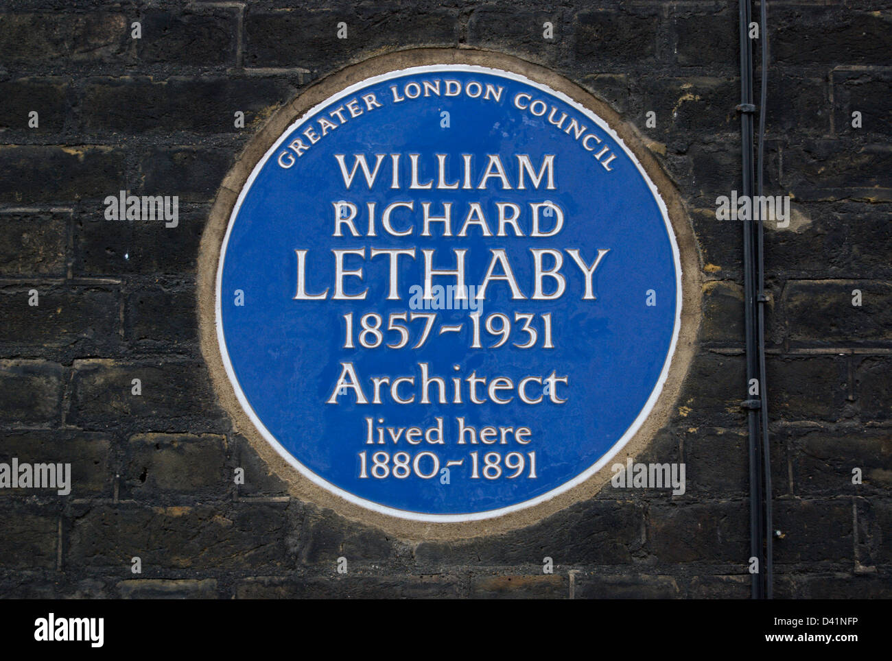 Blue plaque marquant un accueil de l'architecte William Richard lethaby, finsbury, Londres, Angleterre Banque D'Images