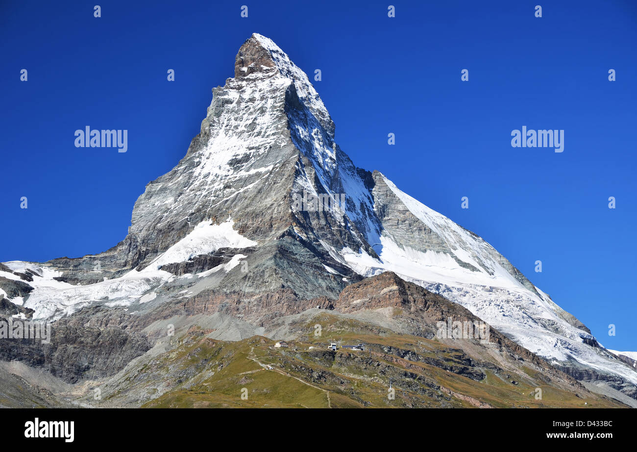 Matterhorn (Monte Cervino), Suisse. L'une des plus hautes montagnes des Alpes et de l'Europe (4484 m) vue de trail de Riffelalp Banque D'Images