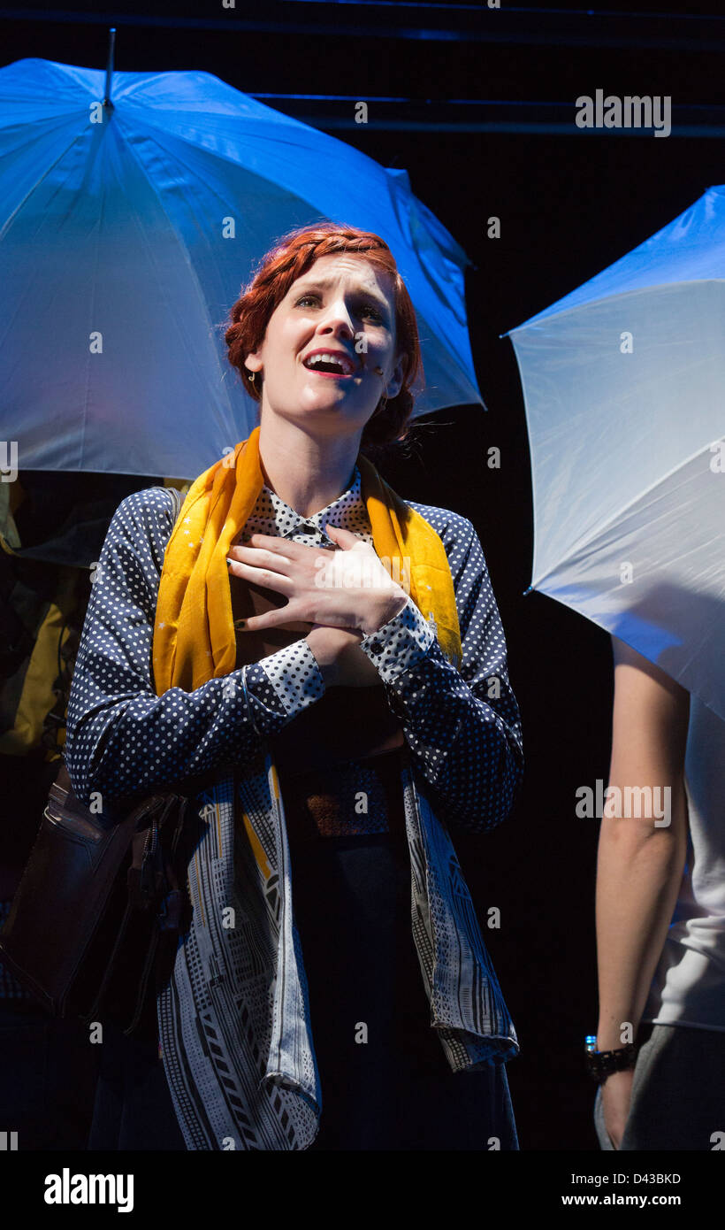 Ascenseur, nouvelle comédie musicale mettant en vedette de jeunes acteurs britanniques au Soho Theatre, Londres Banque D'Images