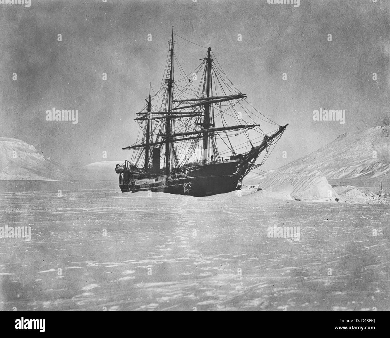 Un clair de lune photo de la 'America' prises la nuit de Noël, 1901 Expédition polaire, Baldwin-Ziegler Banque D'Images