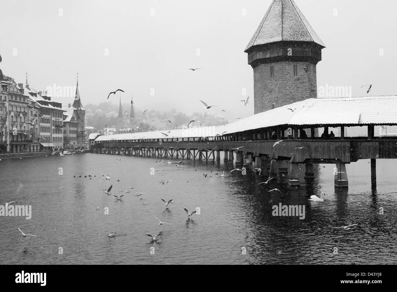Pont de la chapelle de Lucerne Luzern Suisse Suisse Banque D'Images