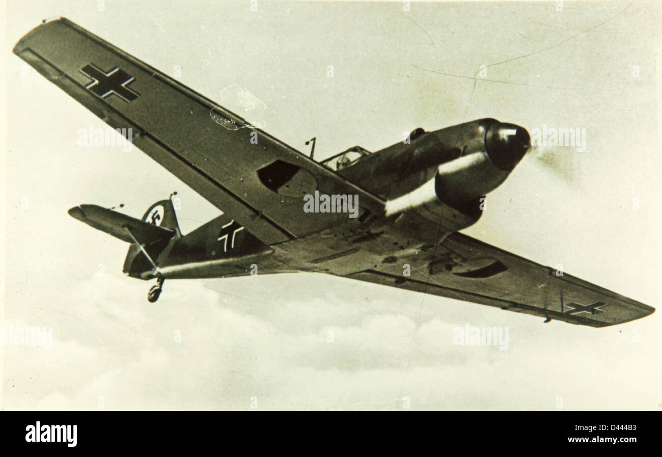 Le Messerschmitt Bf 109b était un chasseur allemand de la seconde Guerre mondiale. Il a été l'un des premiers chasseurs de l'histoire à être produit en série et a joué un rôle clé dans la bataille d'Angleterre. Banque D'Images