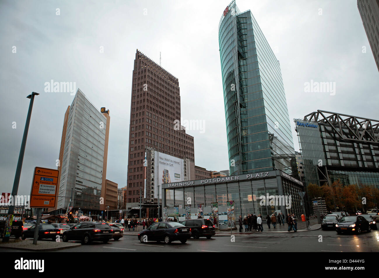 La Potsdamer Platz, Berlin, jour de pluie Banque D'Images