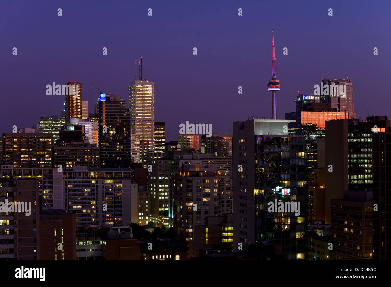 Vue de nuit sur le centre-ville de Toronto Banque D'Images