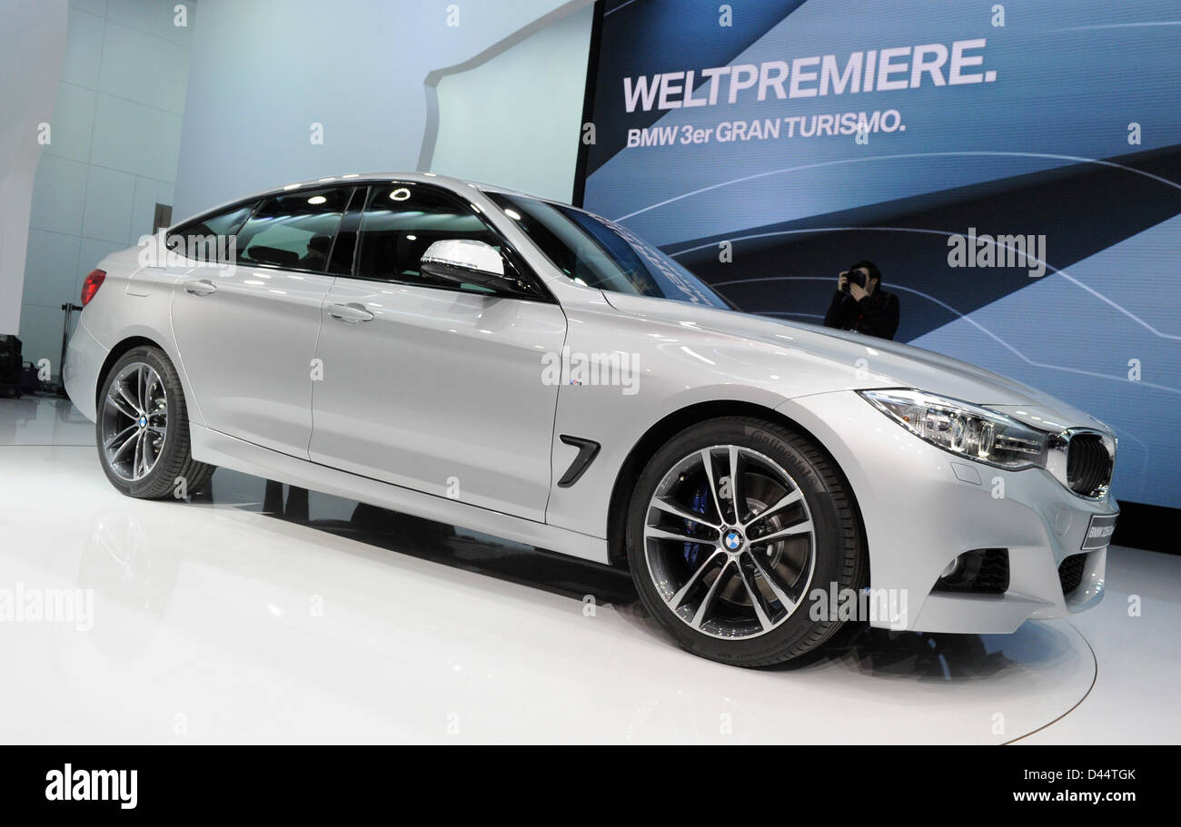 La nouvelle BMW 3 Gran Turismo est sur l'affichage pendant la première presse jours au 83th Salon de Genève à Genève, Suisse, 5 mars 2013. Photo : Uli Dec Banque D'Images