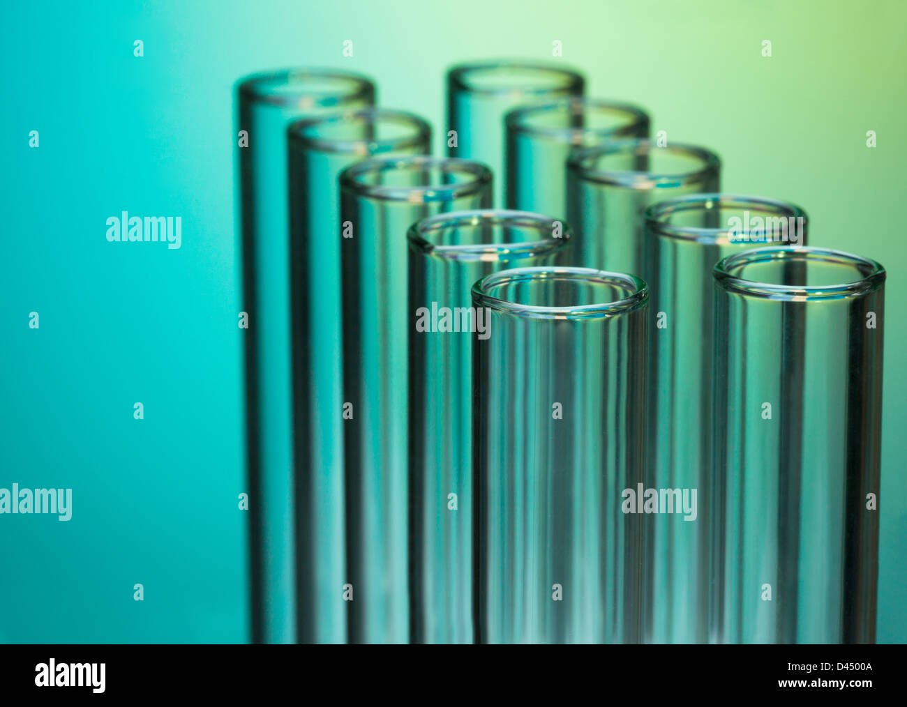 Close-up de tubes en verre de laboratoire de test matériel Banque D'Images