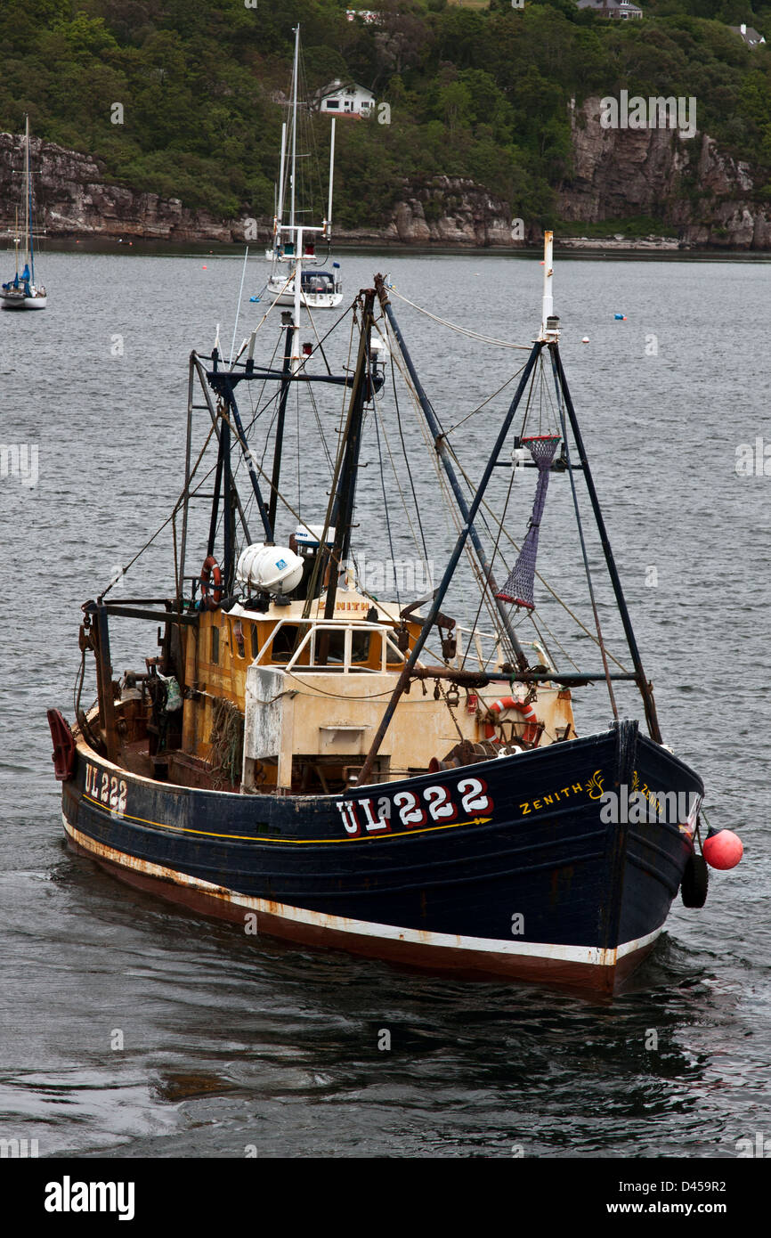 Ullapool, Ecosse, bateau de pêche du port de croisière Zenith. Banque D'Images