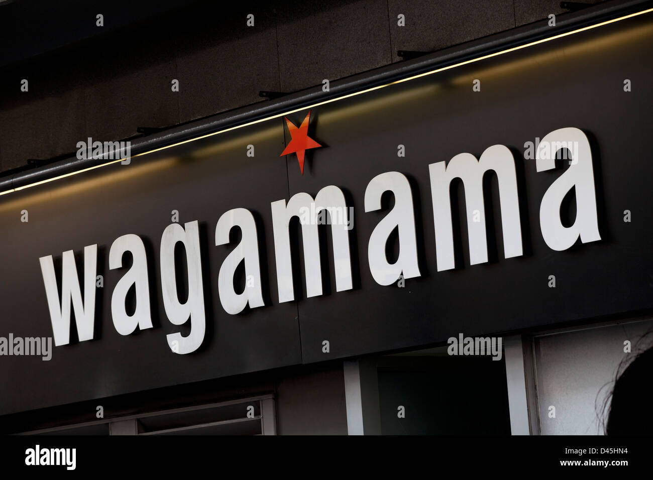 Signe pour chaîne alimentaire Wagamama Banque D'Images