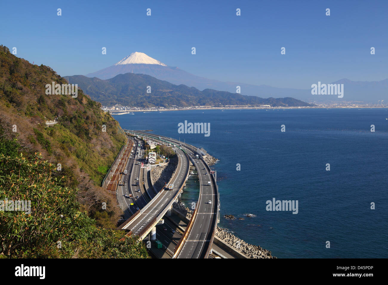 Mt. Fuji et Tomei Expressway, Shizuoka, Japon Banque D'Images