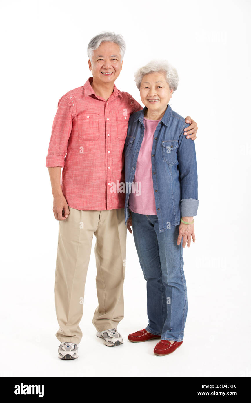 Longueur totale Studio Shot of Chinese Senior Couple Banque D'Images