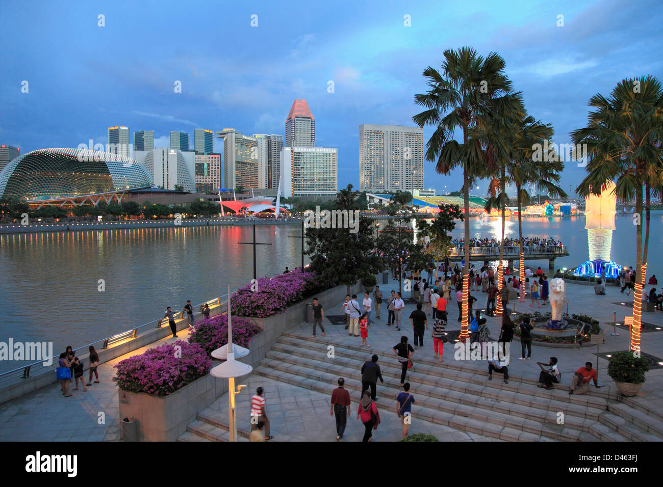 Singapour, Marina district, Skyline, Merlion Park, les gens, Banque D'Images