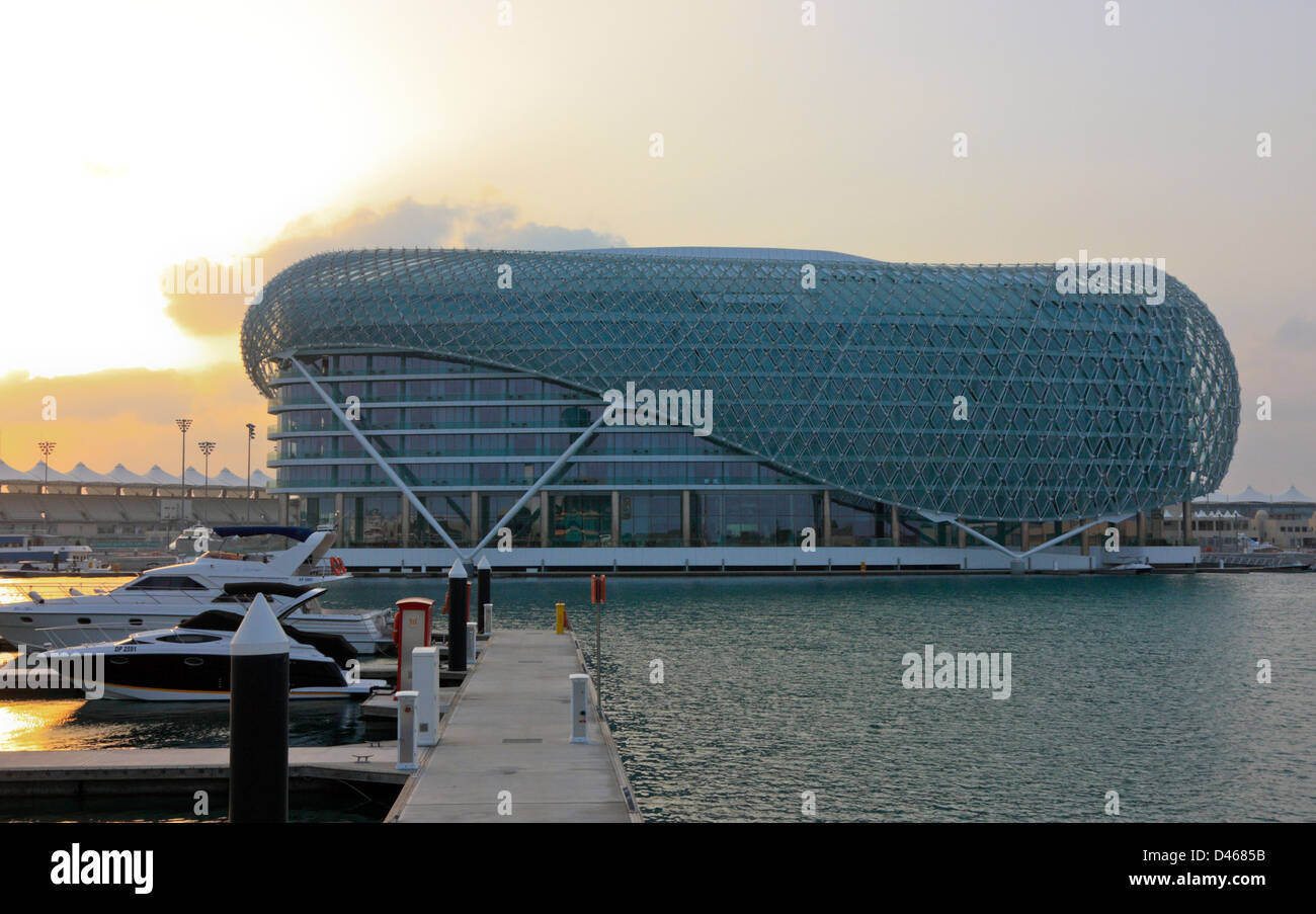 Viceroy Hotel au Yas Marina, à Abu Dhabi, Émirats Arabes Unis Banque D'Images