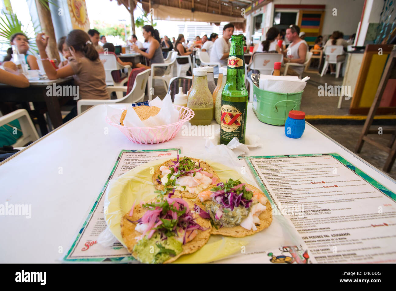 Le restaurant Los Aguachiles à Playa del Carmen Photo Stock - Alamy