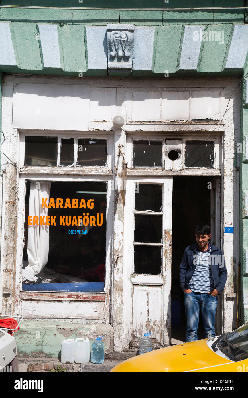 Salon de coiffure, de la ville de Kars, au nord-est de l'Anatolie, Turquie, Asie Banque D'Images