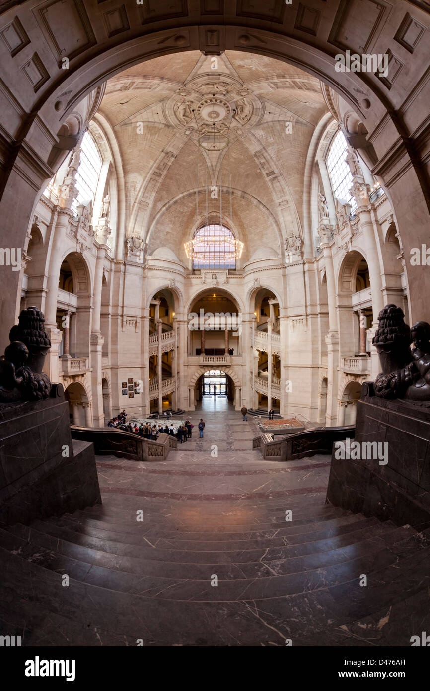 Vue Fisheye du hall d'entrée de l'hôtel de ville de Hanovre Banque D'Images