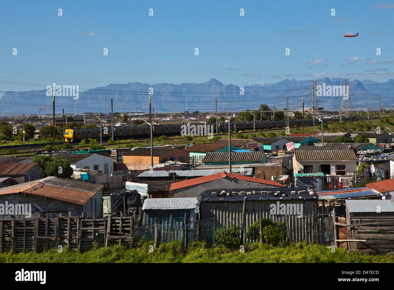 Vue des maisons à Philippes township de Cape Town, Afrique du Sud. L'un des plus grands bidonvilles et l'habitat de milliers dans la pauvreté. Banque D'Images