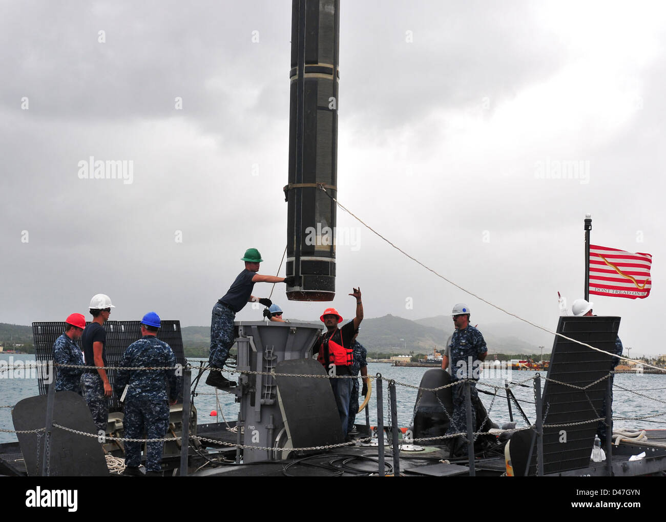 Conduite de marins terre-missiles Tomahawk attaque les opérations de certification. Banque D'Images