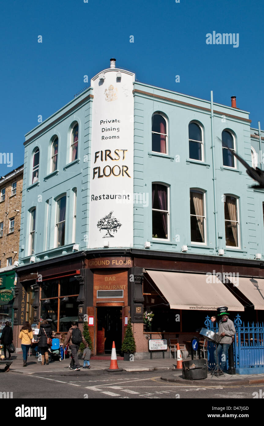 Premier étage, le restaurant Portobello Road, Notting Hill, London, W11, UK Banque D'Images
