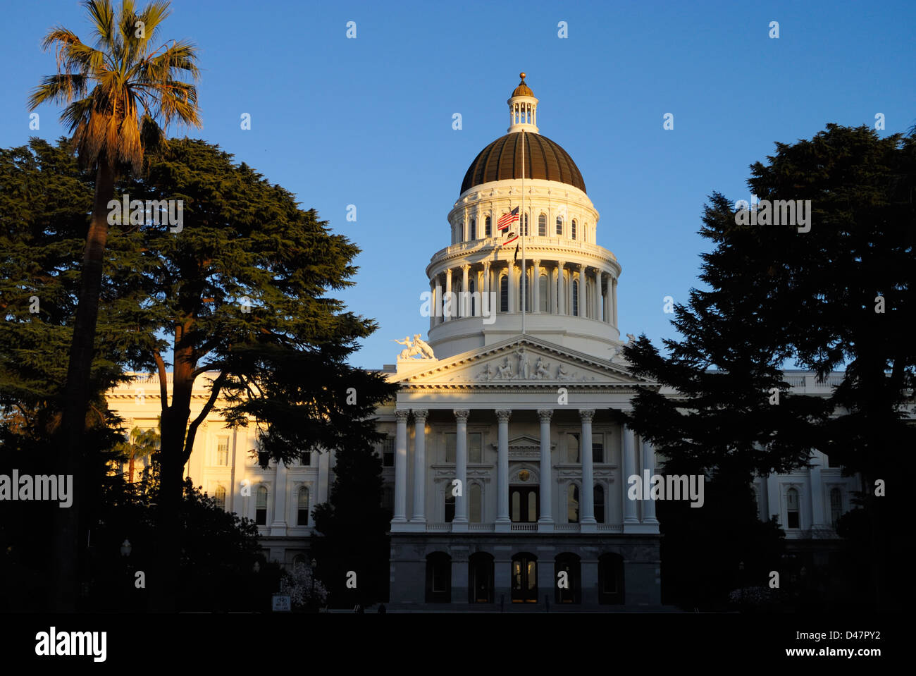 Le Capitole de Sacramento au coucher du soleil, Californie CA Banque D'Images
