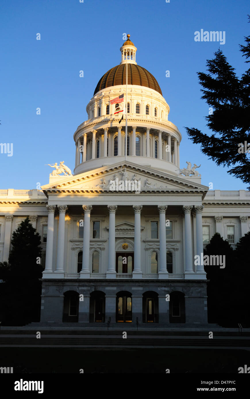 Le Capitole de Sacramento au coucher du soleil, Californie CA Banque D'Images