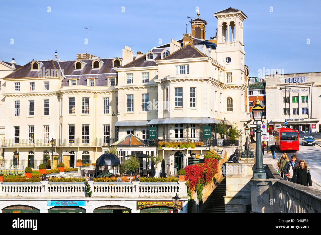 Voir Pont de Richmond, Richmond upon Thames, Greater London, England, UK Banque D'Images