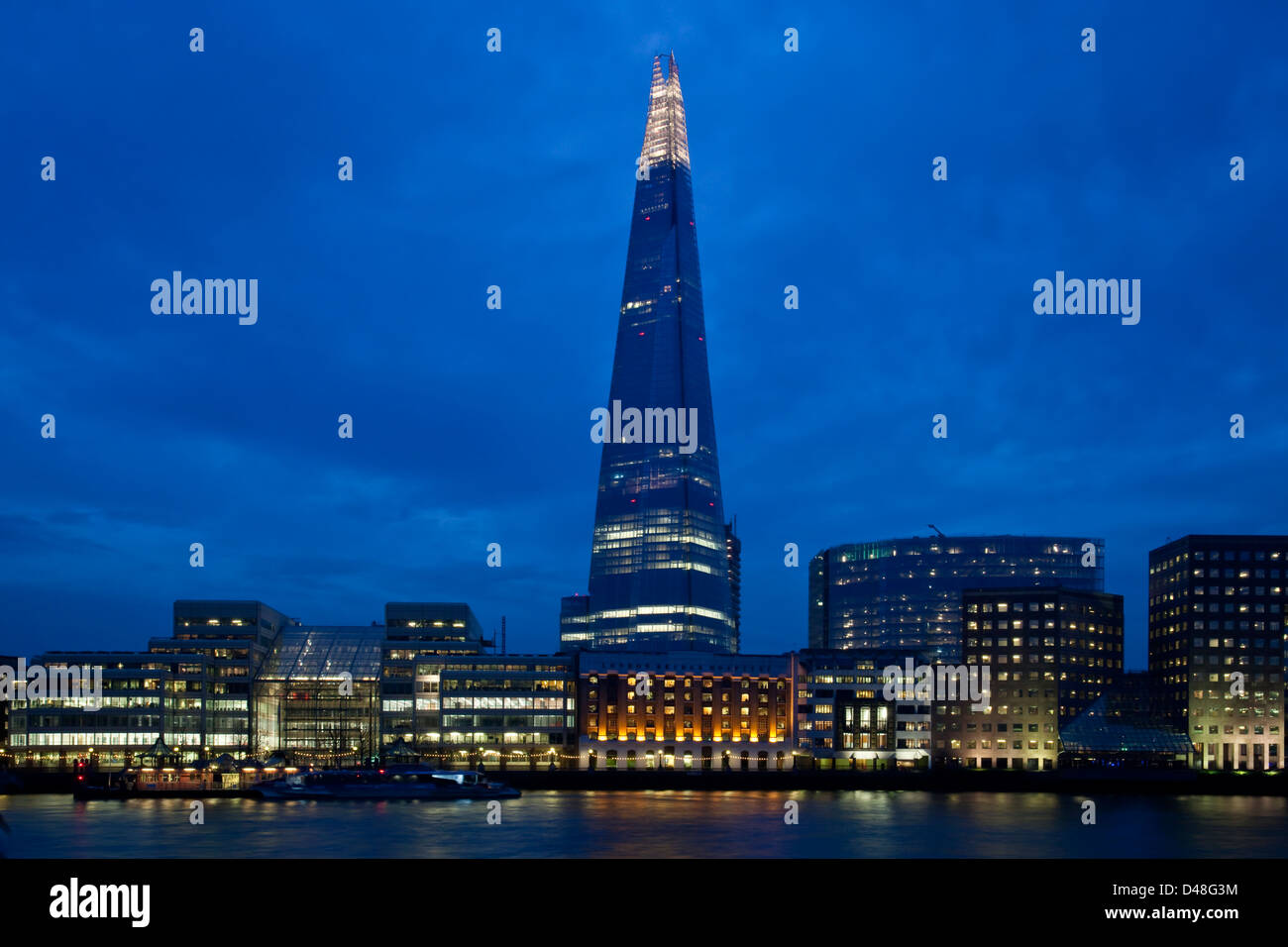 Le Shard et Tamise, Londres, Angleterre Banque D'Images